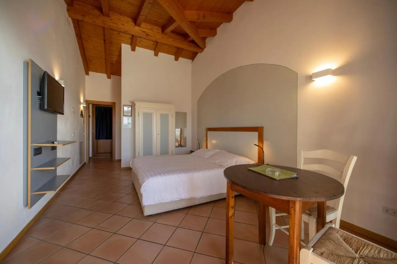 Residence Ca Del Lago Torri Del Benaco 3*,