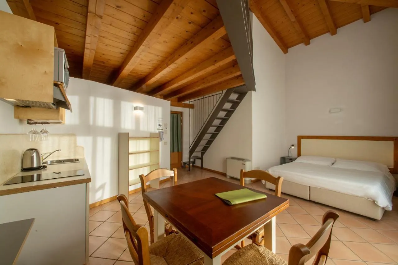 Hotel apartamentowy Residence Ca Del Lago Torri Del Benaco