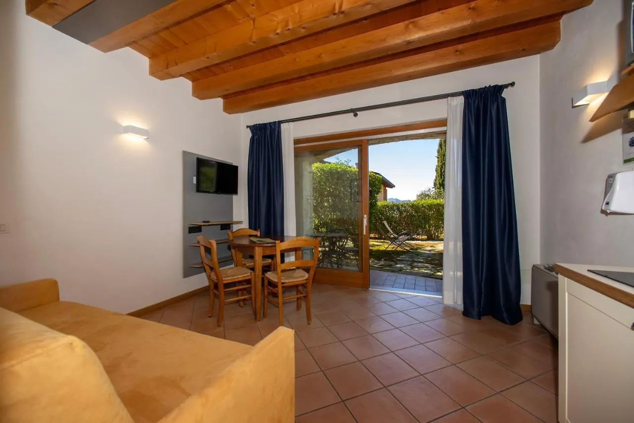 Residence Ca Del Lago Torri Del Benaco Italië