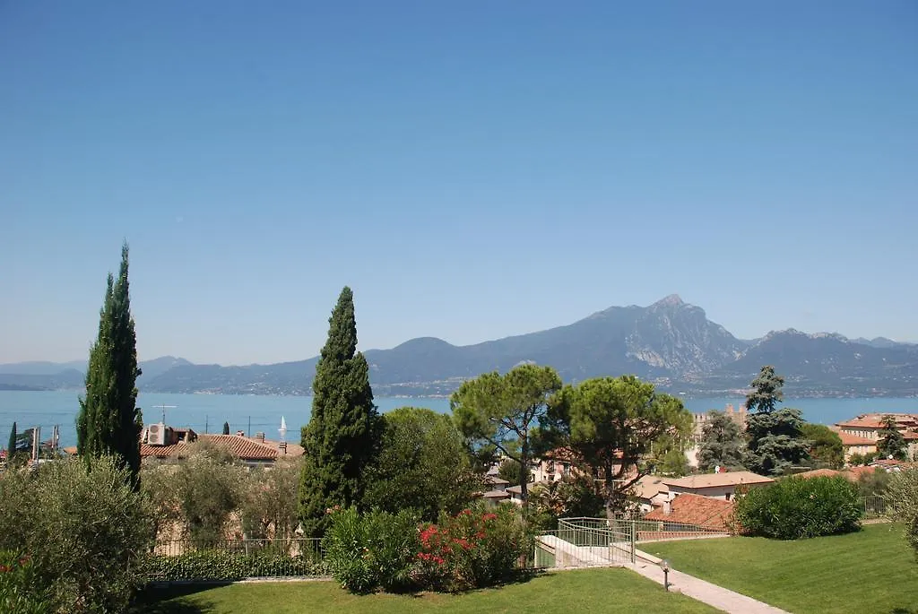 *** Aparthotel Residence Ca Del Lago Torri Del Benaco Italië